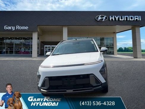 Used 2024 Hyundai Kona Limited AWD/4WD image 3