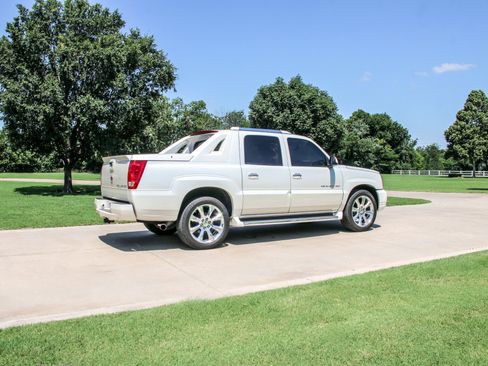 Used 2006 Cadillac Escalade EXT AWD/4WD image 6
