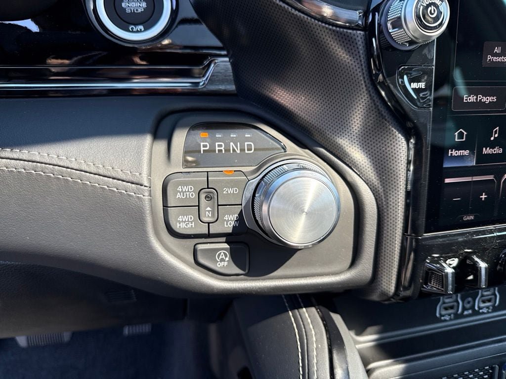 New 2027 RAM 1500 Limited AWD/4WD image 14