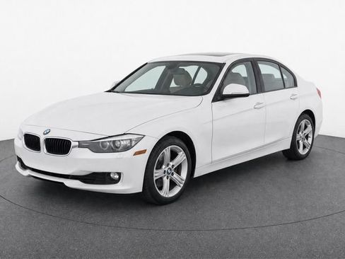 Used 2014 BMW 320i xDrive Sedan AWD/4WD image 1
