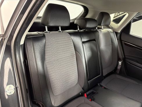 Used 2023 Kia Seltos S image 24