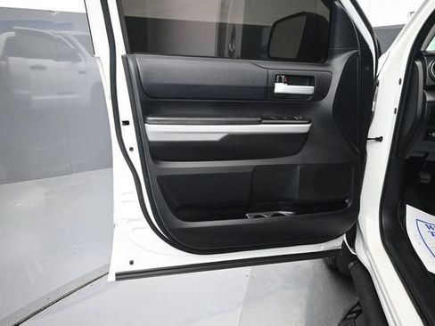 Used 2021 Toyota Tundra SR5 AWD/4WD image 9