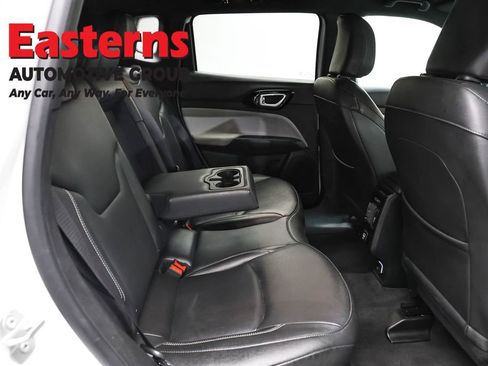 Used 2025 Jeep Compass Limited AWD/4WD image 24