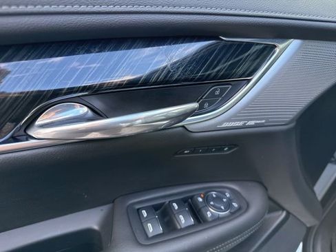 Used 2023 Cadillac XT6 Premium Luxury image 21