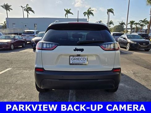 Used 2019 Jeep Cherokee Latitude Plus image 6