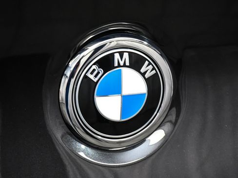 Used 2025 BMW X4 xDrive30i AWD/4WD image 86