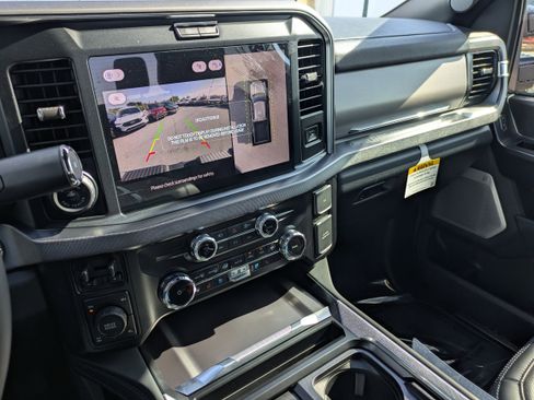 New 2026 Ford F250 Platinum image 32