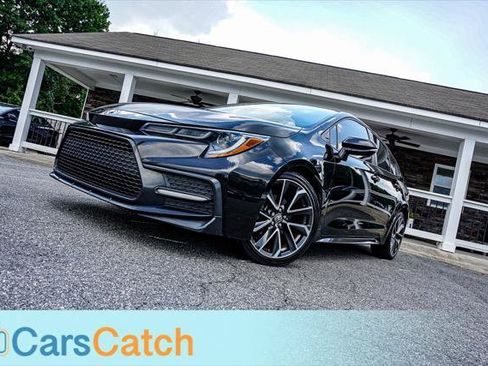 Used 2020 Toyota Corolla SE FWD image 3