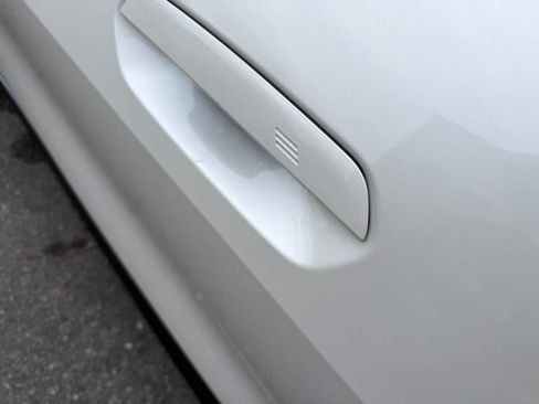 Used 2023 BMW i4 eDrive40 w/ Premium Package image 21