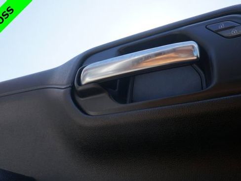 Used 2019 Chevrolet Silverado 1500 LT Trail Boss image 30