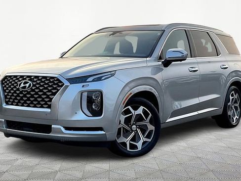 Used 2021 Hyundai Palisade Calligraphy image 2
