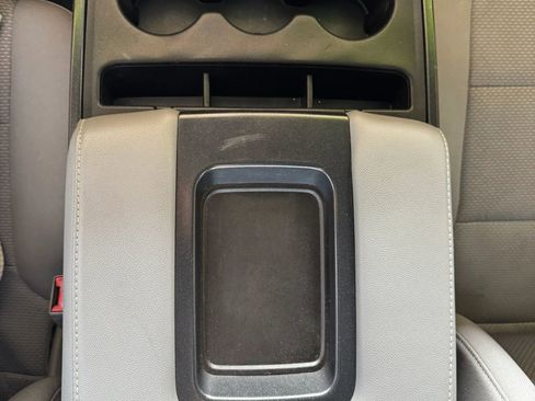 Used 2018 GMC Sierra 1500 4x4 Double Cab w/ Sierra Convenience Package image 17