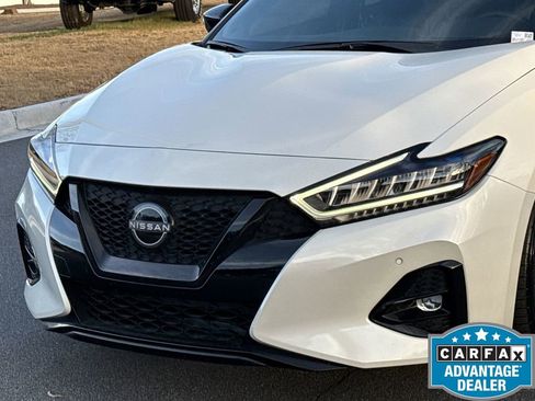Used 2023 Nissan Maxima SR w/ Sport Mat Group image 9
