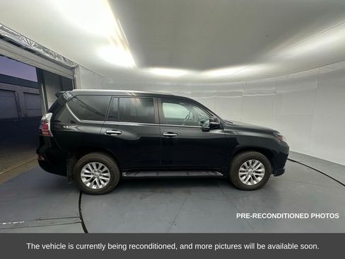 Used 2023 Lexus GX 460 Premium image 7
