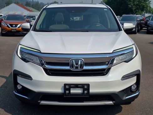 Used 2022 Honda Pilot Touring image 2