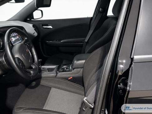 Used 2023 Dodge Charger SXT w/ Blacktop Package RWD image 7