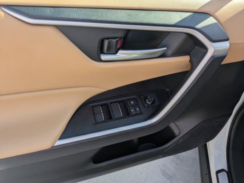 Certified 2025 Toyota RAV4 XLE image 13