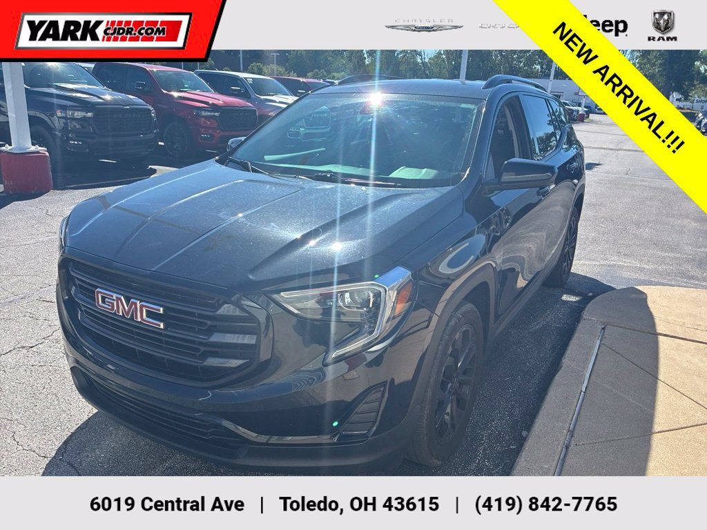 Used 2021 GMC Terrain SLE w/ Driver Convenience Package FWD image 1