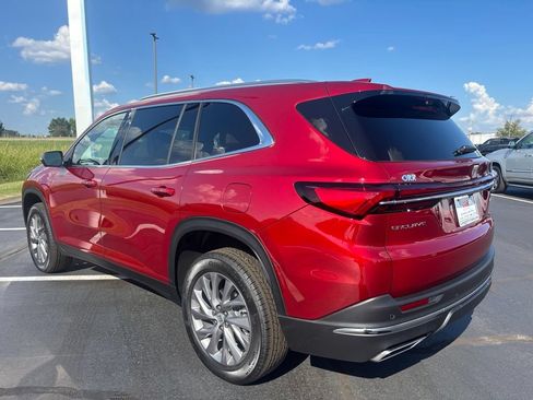 Used 2026 Buick Enclave Preferred w/ Power Package FWD image 4