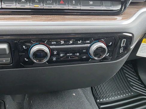 New 2026 Chevrolet Silverado 1500 RST AWD/4WD image 28
