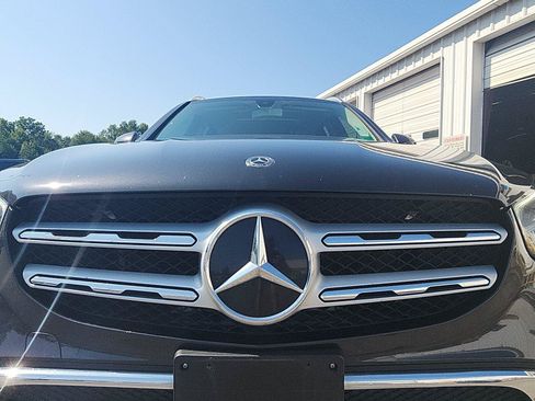 Used 2020 Mercedes-Benz GLC 300 4MATIC image 11