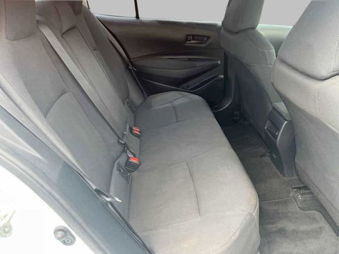 Used 2022 Toyota Corolla LE image 13