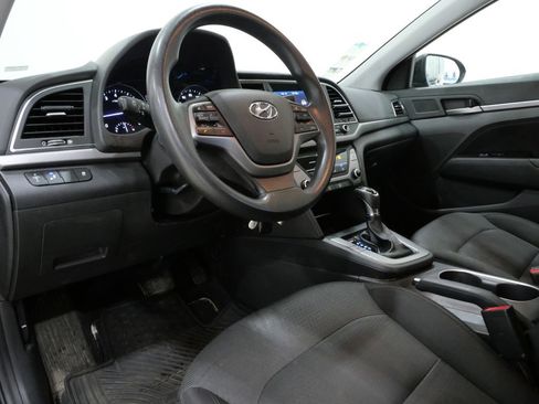Used 2018 Hyundai Elantra SEL image 11