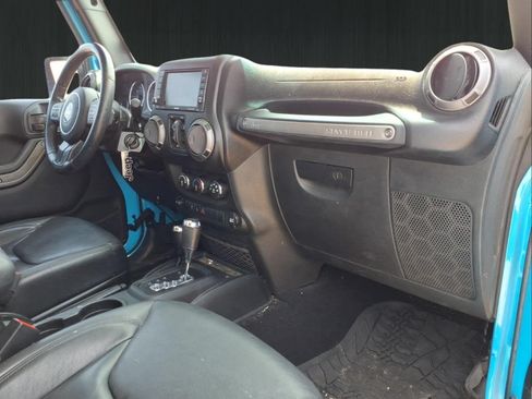Used 2017 Jeep Wrangler Unlimited Sport w/ Quick Order Package 24S AWD/4WD image 13