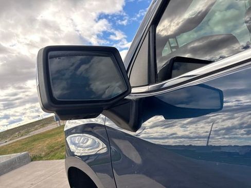 Certified 2022 Chevrolet Silverado 1500 LTZ w/ LTZ Premium Package image 30