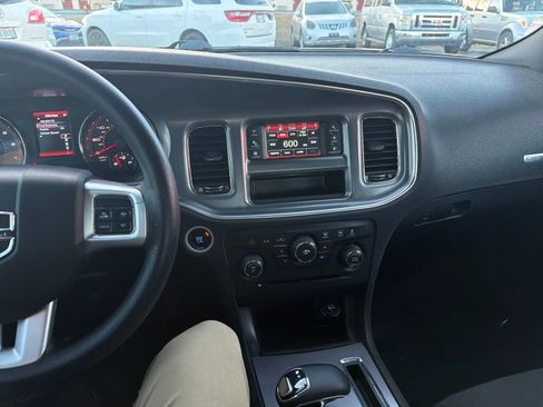 Used 2013 Dodge Charger SE image 20