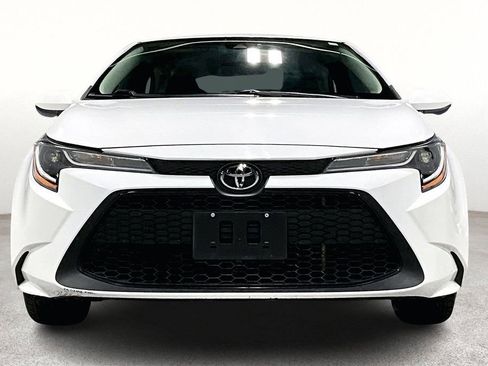 Used 2022 Toyota Corolla LE image 5