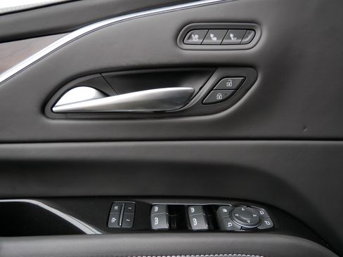 Certified 2024 Cadillac Escalade Sport Platinum w/ LPO, ONYX Package image 9