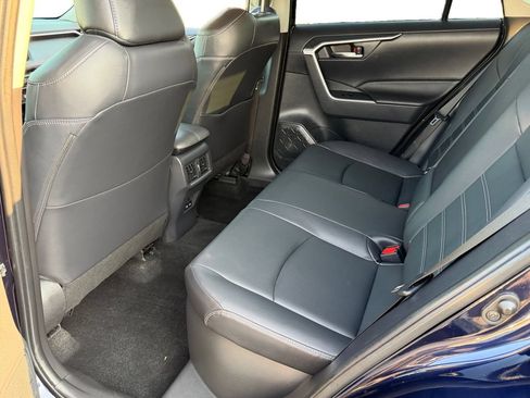Used 2022 Toyota RAV4 XLE Premium AWD/4WD image 13