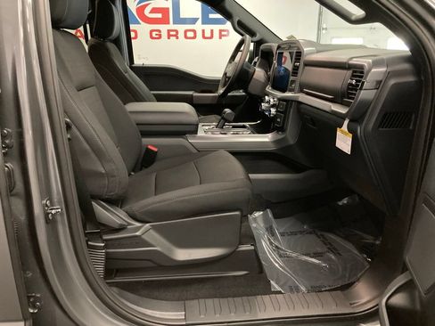New 2026 Ford F150 XLT w/ XLT Black Appearance Package AWD/4WD image 48