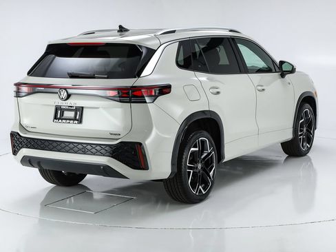 New 2026 Volkswagen Tiguan SEL R-Line AWD/4WD image 48