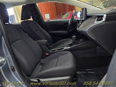 Used 2023 Toyota Corolla LE FWD image 16