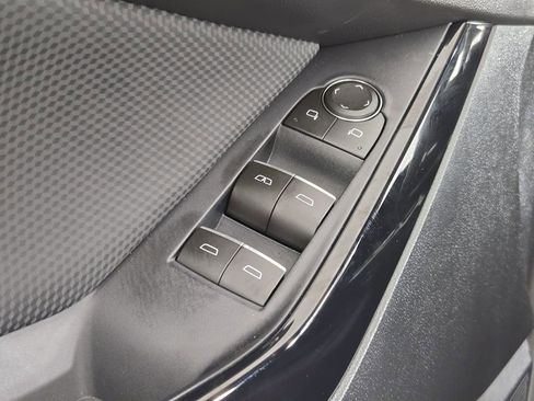 New 2026 Chevrolet Equinox RS w/ Convenience Package III FWD image 24
