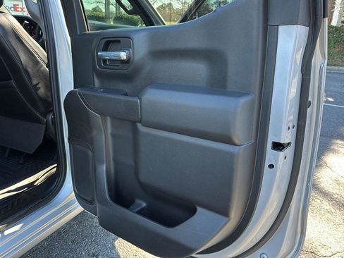 Used 2020 Chevrolet Silverado 1500 Custom Trail Boss w/ Custom Convenience Package image 13