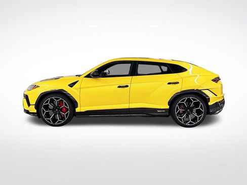 Used 2024 Lamborghini Urus Performante image 2