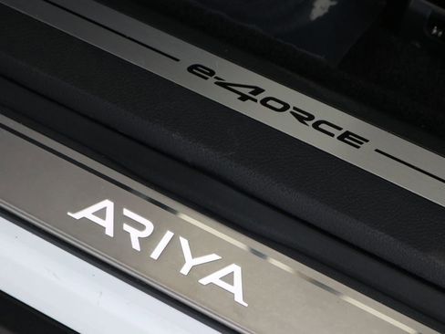 Used 2024 Nissan Ariya AWD image 15