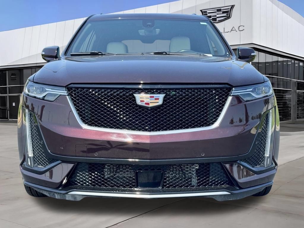 Used 2021 Cadillac XT6 Sport AWD/4WD image 4
