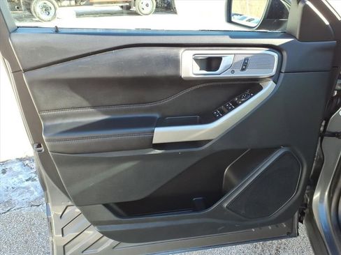 Certified 2023 Ford Explorer Limited image 14