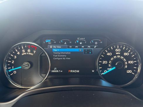 Used 2020 Ford F150 Lariat w/ Equipment Group 502A Luxury image 27