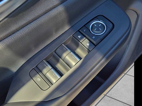 New 2026 Toyota Prius XSE image 11