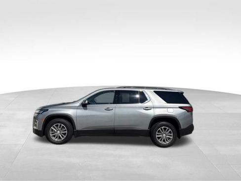 Used 2023 Chevrolet Traverse LT AWD/4WD image 4
