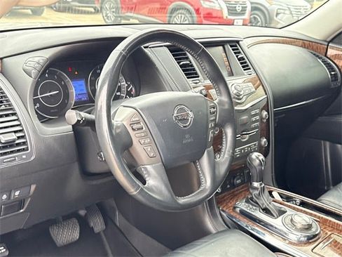 Used 2018 Nissan Armada Platinum w/ Interior Lighting Package image 22