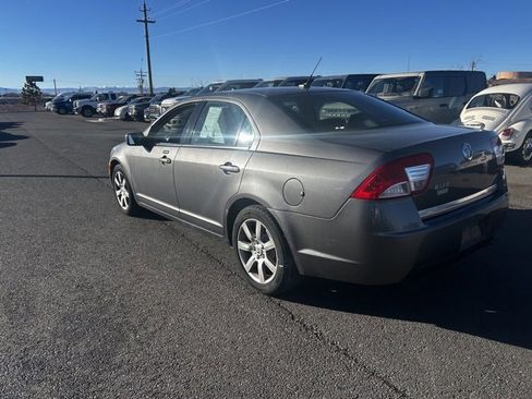 Used 2010 Mercury Milan Premier image 3