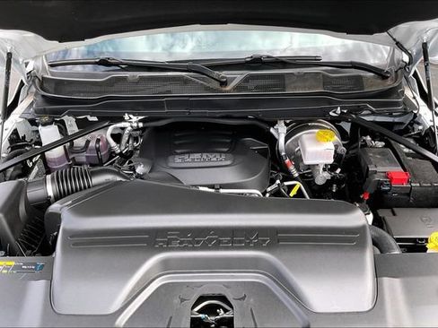 Used 2026 RAM 2500 Tradesman AWD/4WD image 9