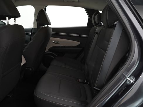 Used 2024 Hyundai Tucson SE image 15