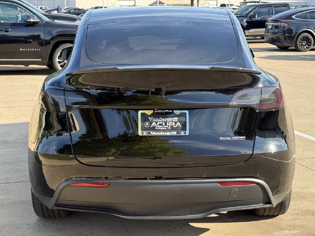 Used 2022 Tesla Model Y Long Range AWD/4WD image 5